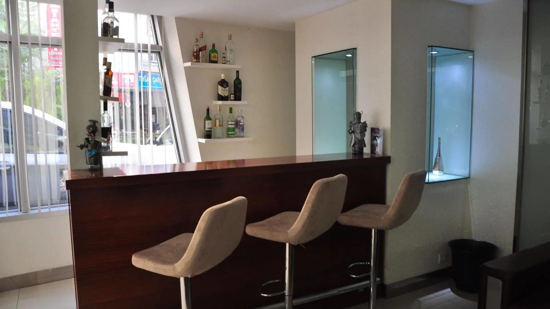 Asrin Business Hotel Kizilay Анкара 4*,